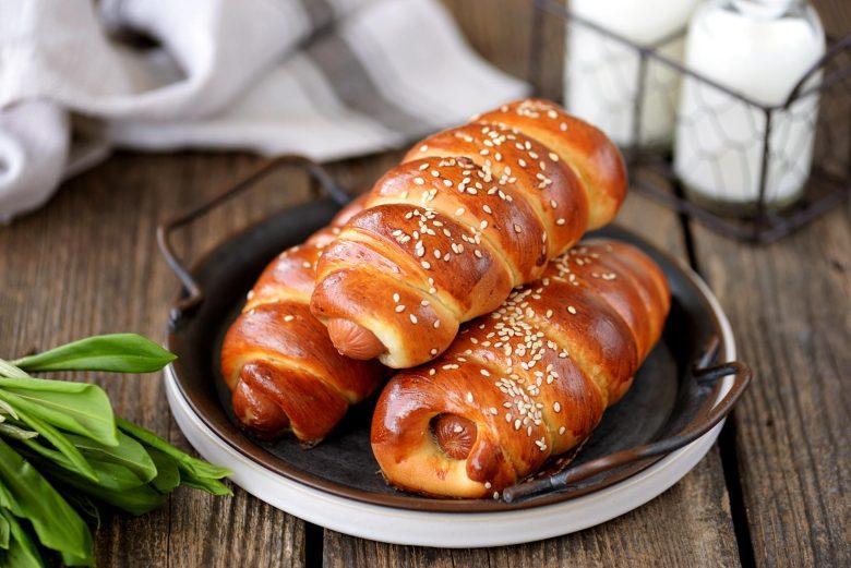 Pão de leite com salsicha