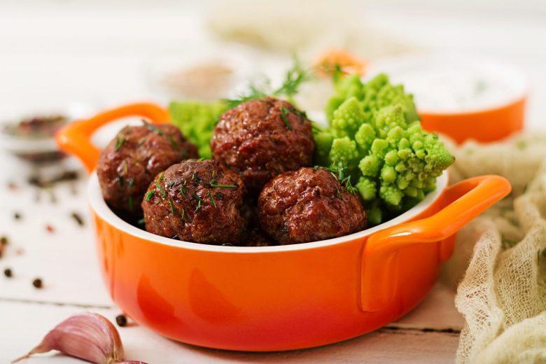 Almôndega de carne assada
