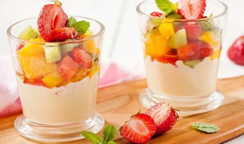Receita de Salada de frutas com leite condensado - Comida e Receitas