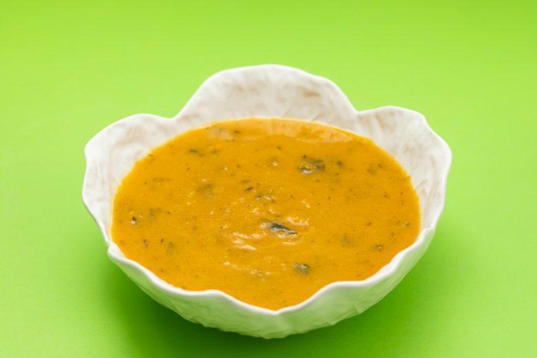 Sopa de milho com espinafre