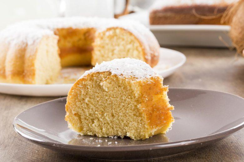 Bolo de coco prático