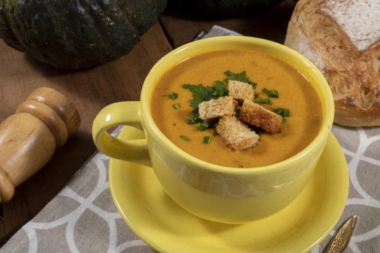Caldo de abóbora cremoso
