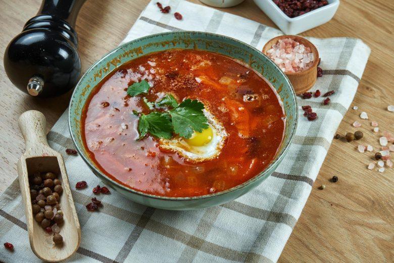 Sopa de pimentão vermelho