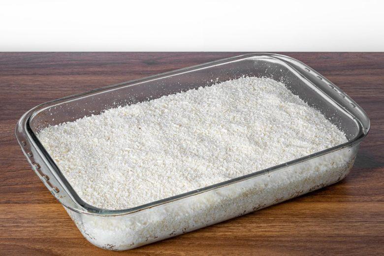 Pavê com abacaxi e coco