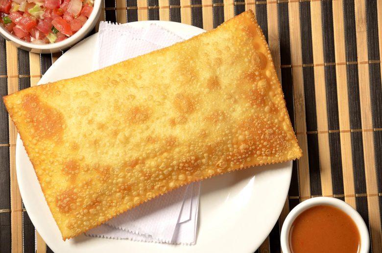 Pastel de milho e catupiry