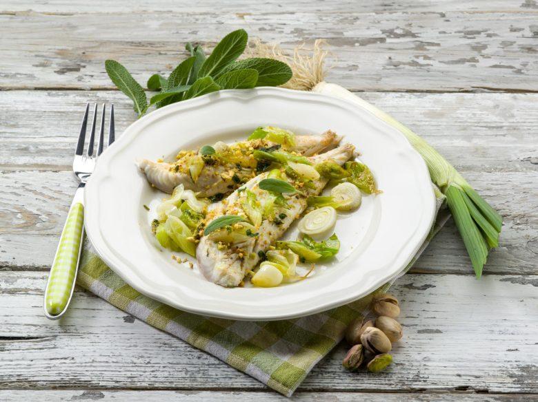 Peixe ao creme de alho-poró e páprica