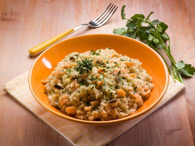 Risoto de salmão e alho poró