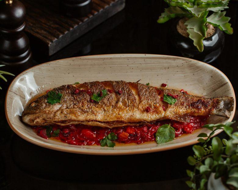 Peixe assado de forno