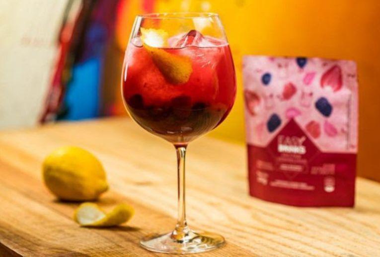 Fruits & Tonic de frutas vermelhas 