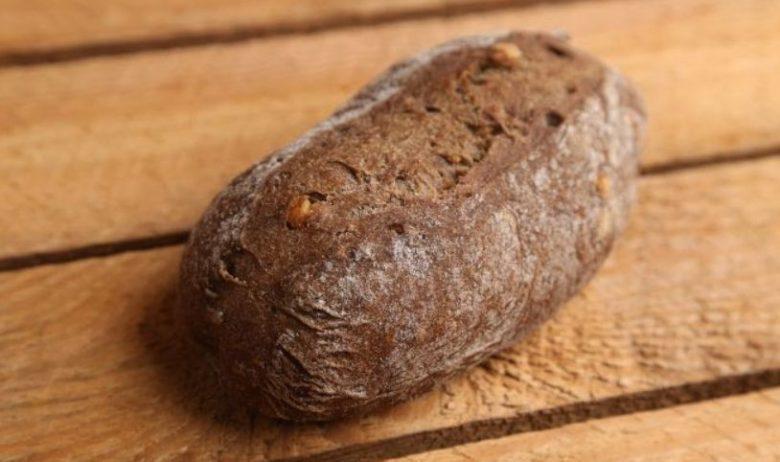 Pão de banana com chocolate 