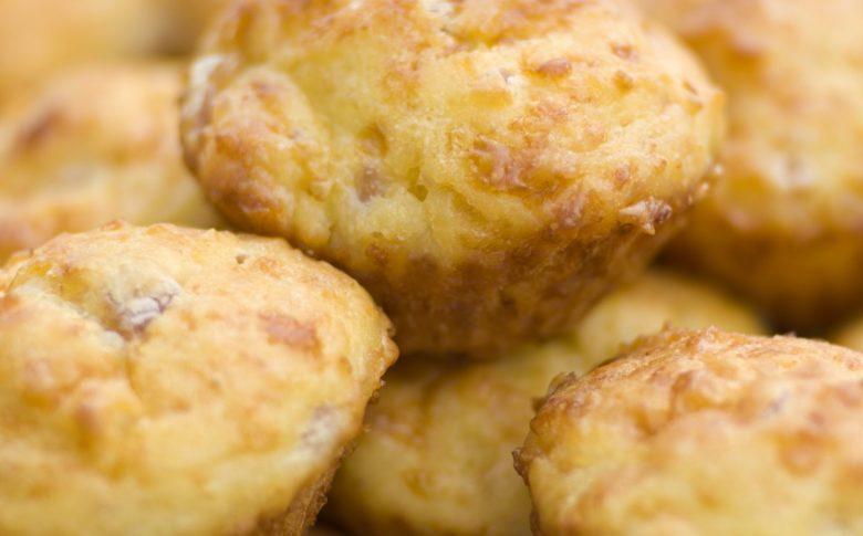 Pão de queijo fit com shake