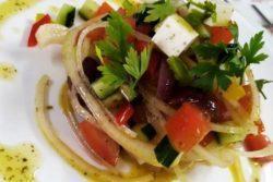 Salada grega gourmet