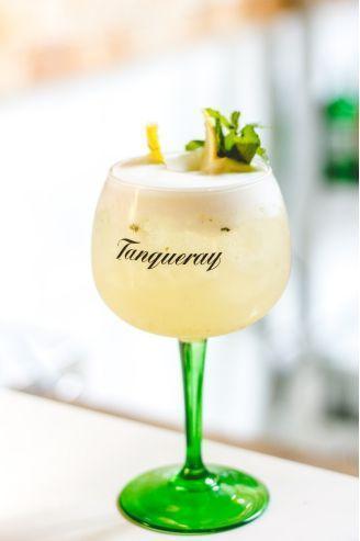 Joma & Tonic
