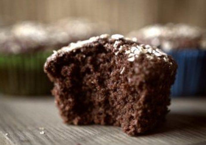 Muffin de chocolate com aveia 