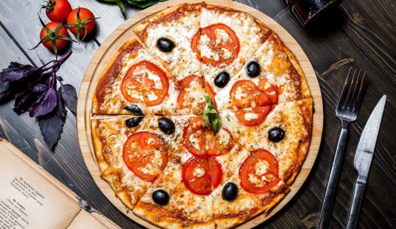 Pizza proteica de frigideira