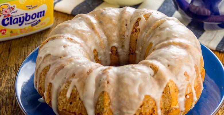 Bolo de café com amendoim