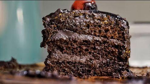 Bolo com recheio de chocolate com pimenta calabresa