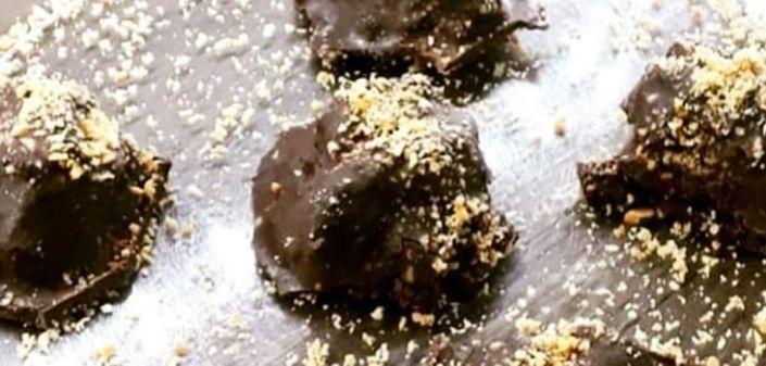 Bombom crocante de avelã
