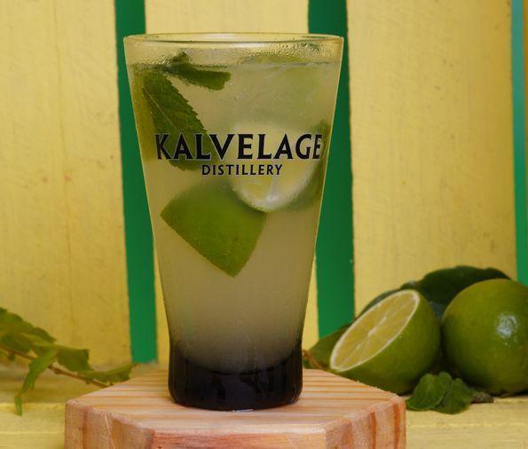Drink de limão com hortelã