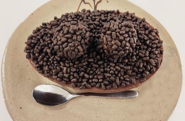 Ovo de Páscoa proteico de colher 