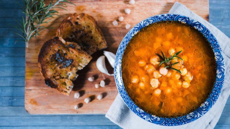 Sopa de grão de bico picante