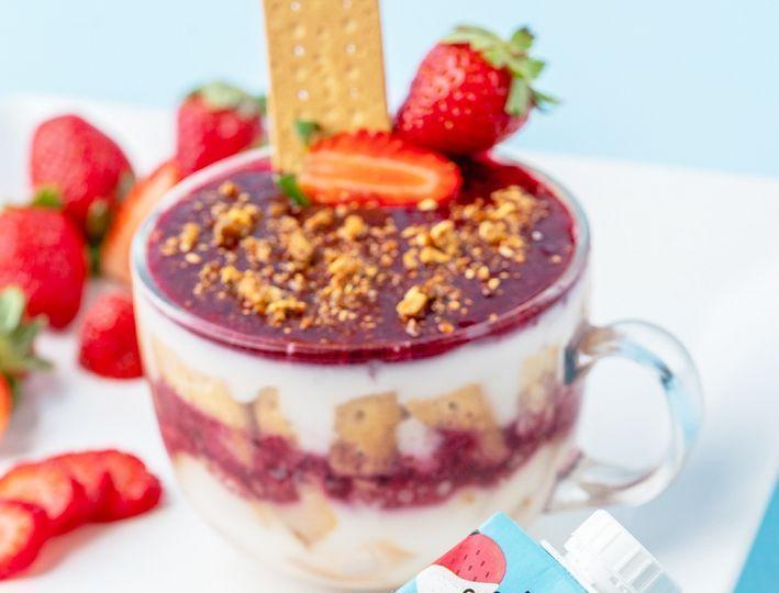 Pavê de morango vegano