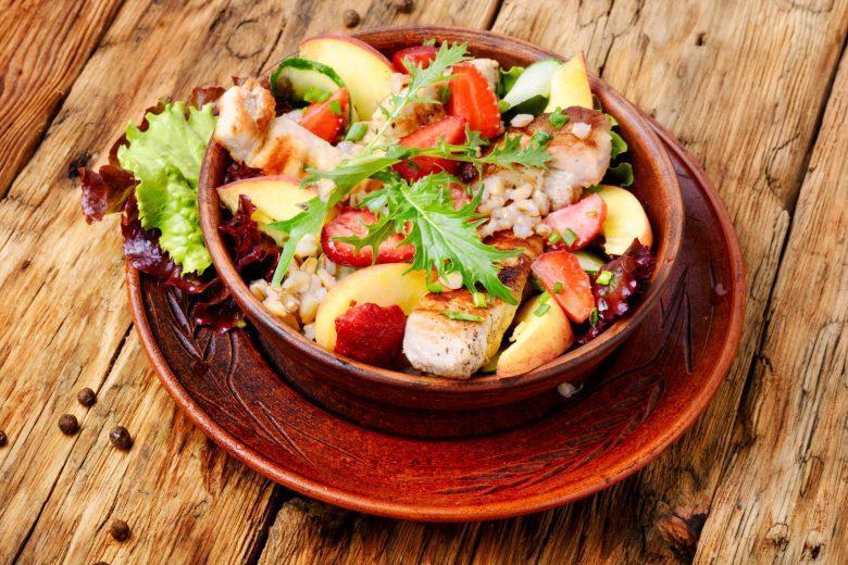 Salada de frutas com cevadinha