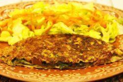 Omelete de peixinho da horta e casca de abóbora cabotiã