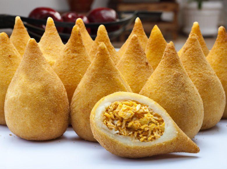 Coxinha de frango com palmito