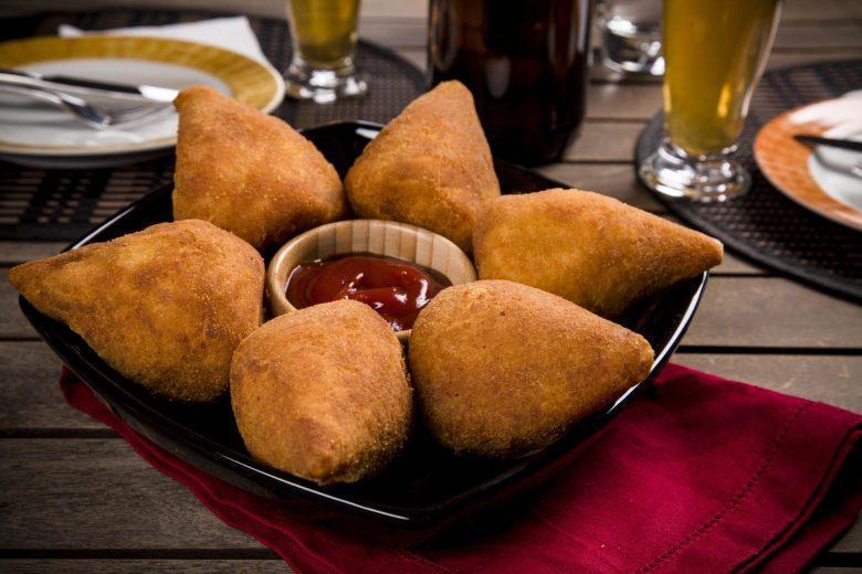 Coxinha de mortadela