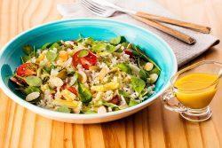 Salada orgânica de arroz integral
