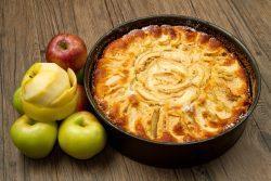 Torta de maçã e cebola