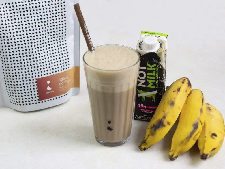 Shake proteico de café com NotMilk High Protein 