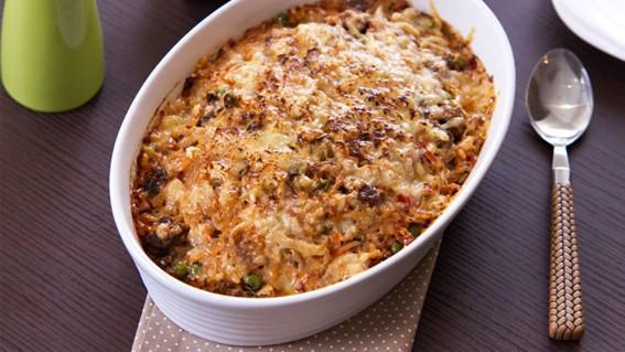 Arroz ao forno com picadinho de carne