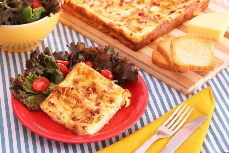 Torta gratinada com torrada