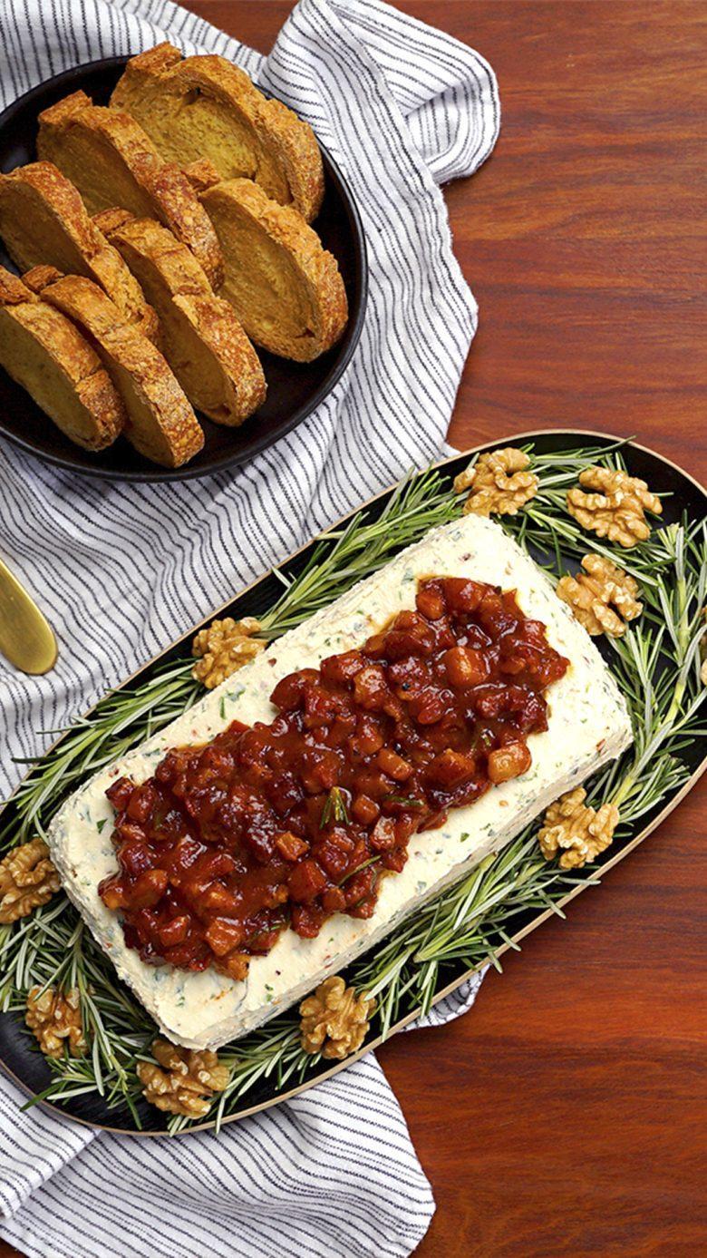 Terrine de ricota com geleia de tomate