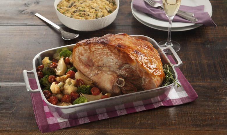 Pernil assado festivo