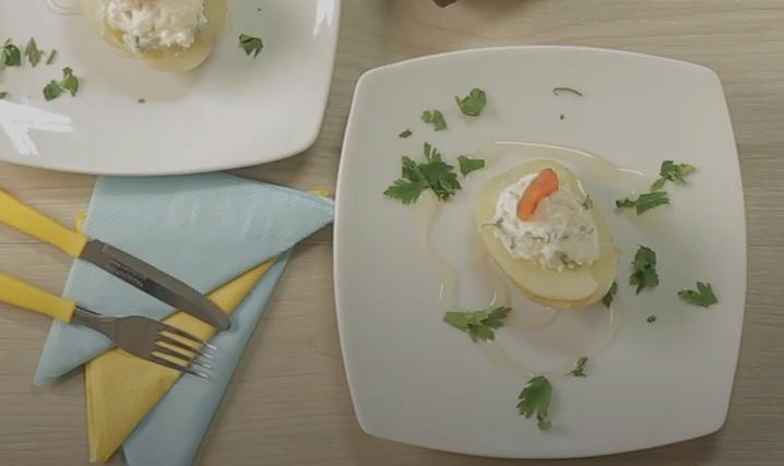 Barquinho de batata com mel