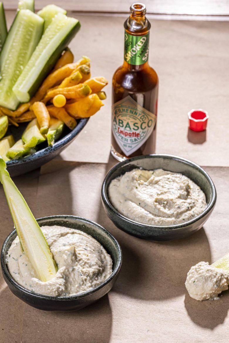 Dip de Tabasco com minivegetais