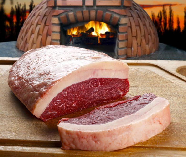 Possui um sabor suave e fibras macias, que tornam sua ingestão bem fácil. Por ter uma baixa concentração de gordura, a fraldinha é a carne perfeita para quem está de dieta. 