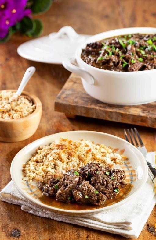 Carne de panela com açaí