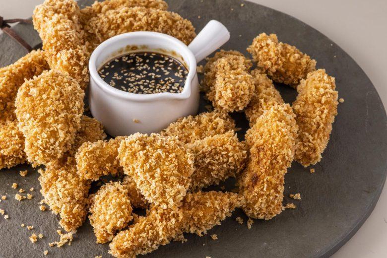 Frango frito com Tabasco e molho de mel