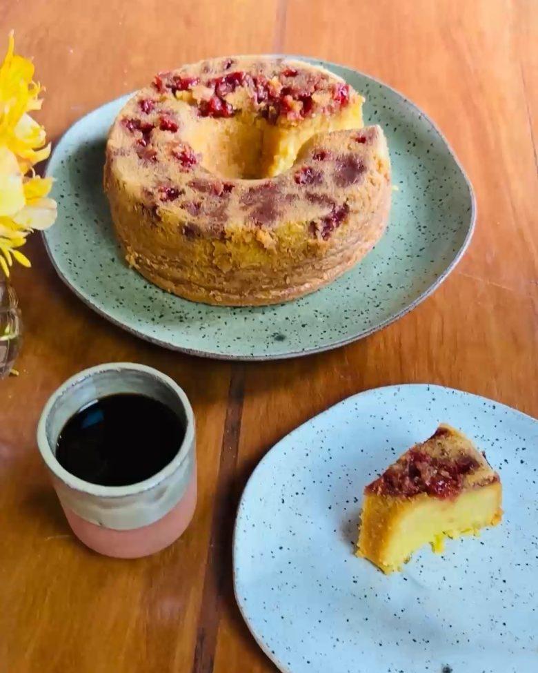 Bolo de milho e goiabada