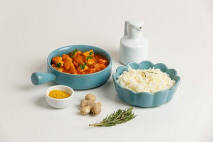 Arroz e butter chicken