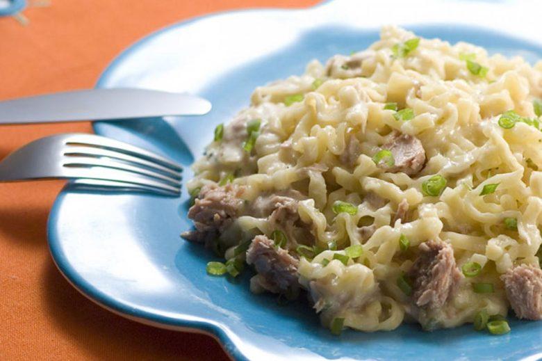Nissin talharim sabor brócolis ao molho branco