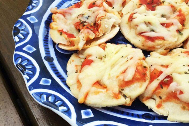 Mini pizza de polvilho