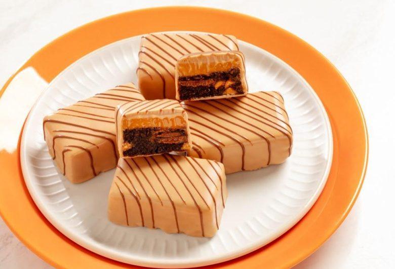 Brownie com ganache de caramelo