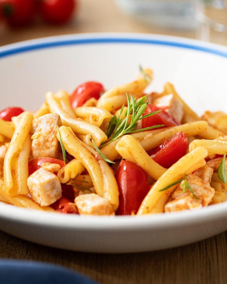 Casarecce com peixe branco e limão-siciliano
