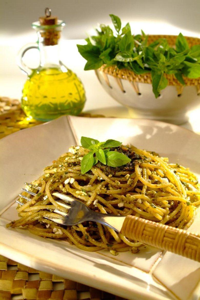 Espaguete ao pesto especial