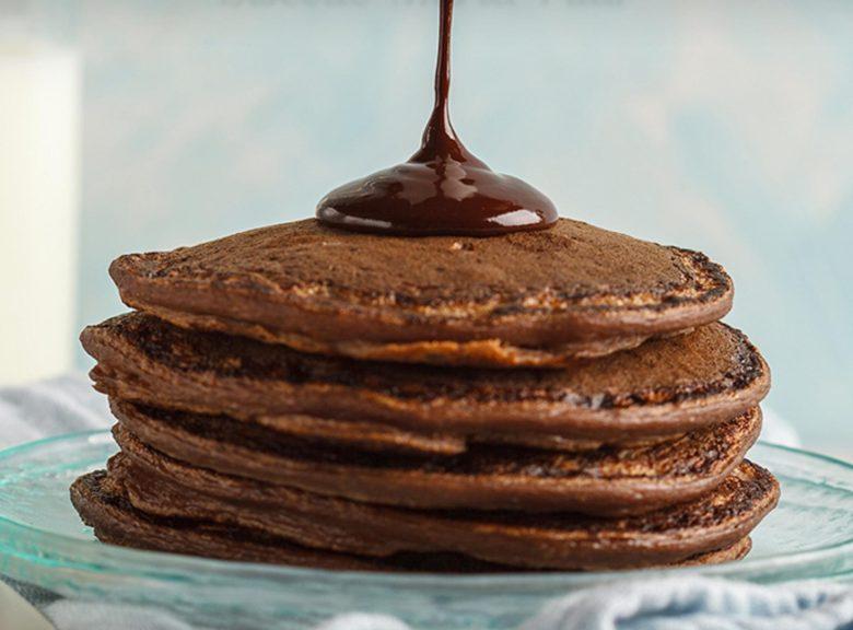 Panqueca doce de biscoito Maria